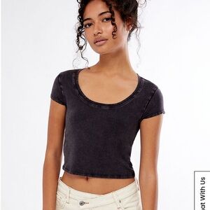 Est. PAC 1980 Courtyard Scoop T-Shirt Navy Blue Distressed Size XS